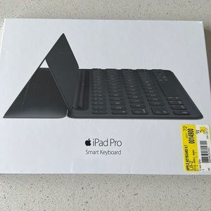 iPad Pro 9.7 inch Smart Keyboard